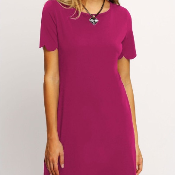 Hot PINK Keyhole scallop dress - Picture 2 of 6